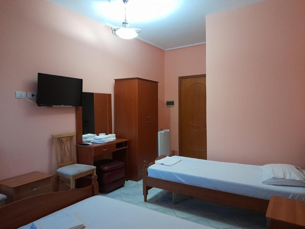 Hotel Rossi Влёра Экстерьер фото